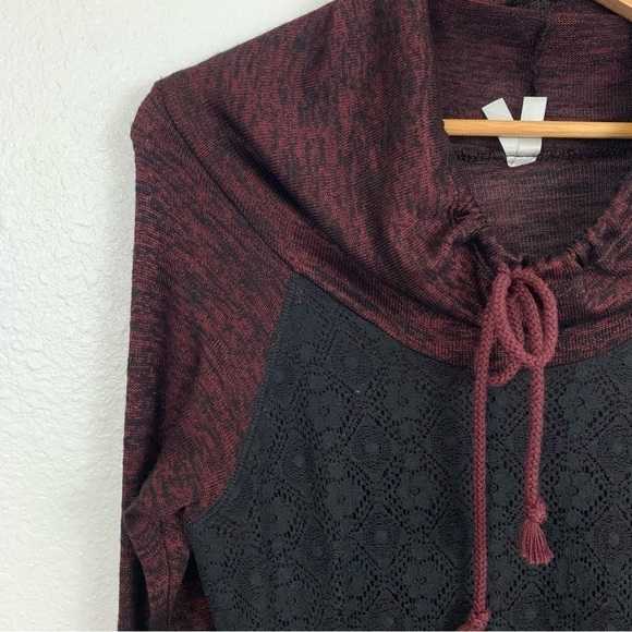 Vanity Y2K Cowl Neck Colorblock Sweater With Lace Front Panel Size M - Picture 1 of 6